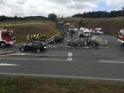 Verkehrsunfall mit 3 Fahrzeugen 